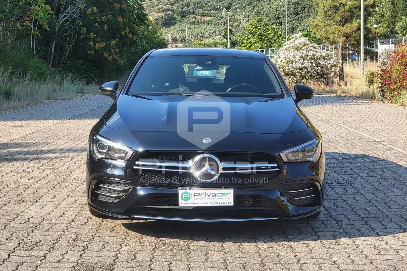 Mercedes-Benz CLA 35 AMG CLA 35 AMG 4Matic Shooting Brake Schwarz - 2