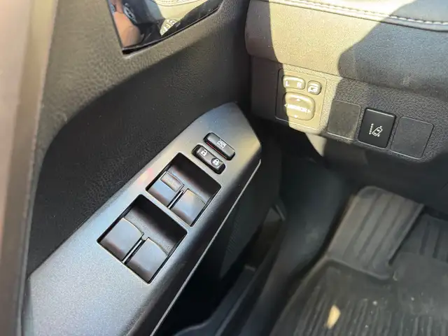 Toyota Rav4 view 23