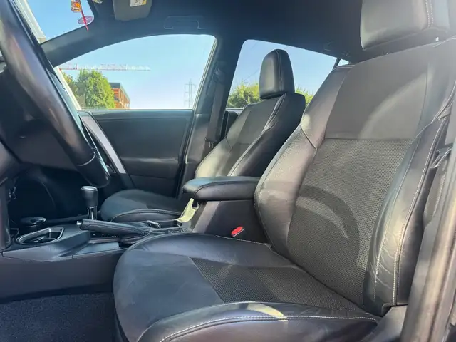 Toyota Rav4 view 9