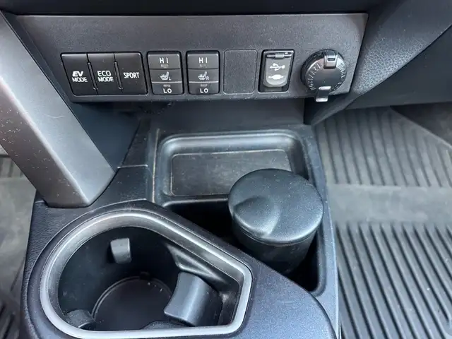 Toyota Rav4 view 22