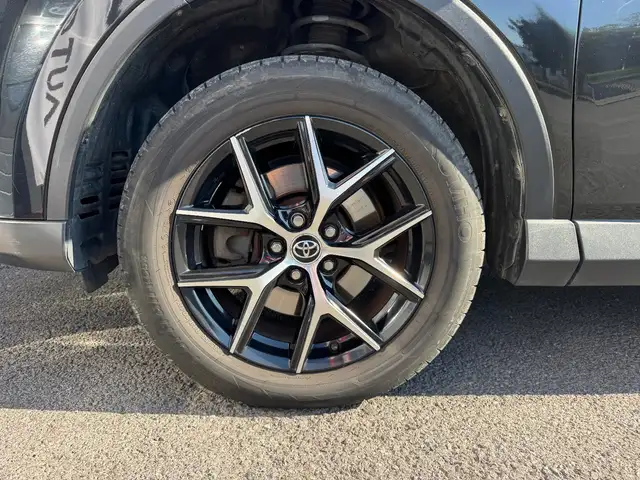 Toyota Rav4 view 25