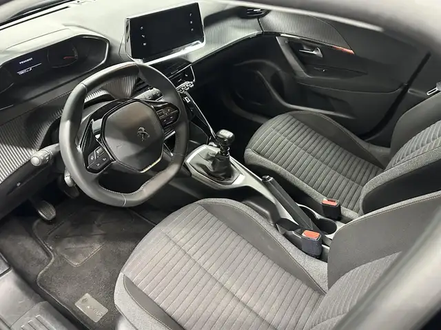 Peugeot 2008 view 15