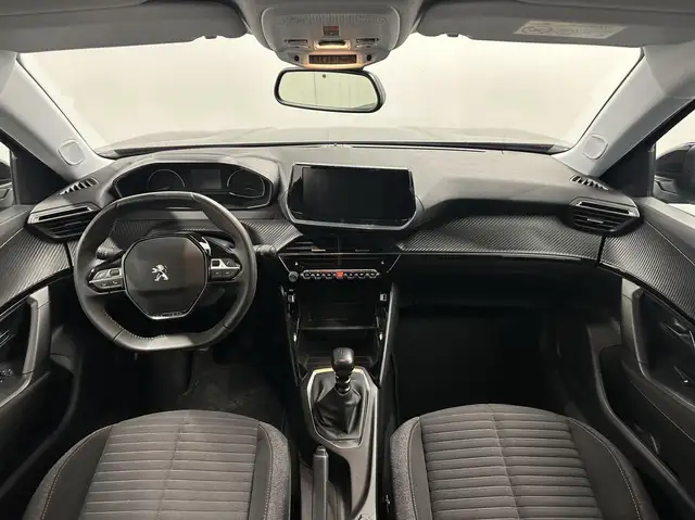 Peugeot 2008 view 2