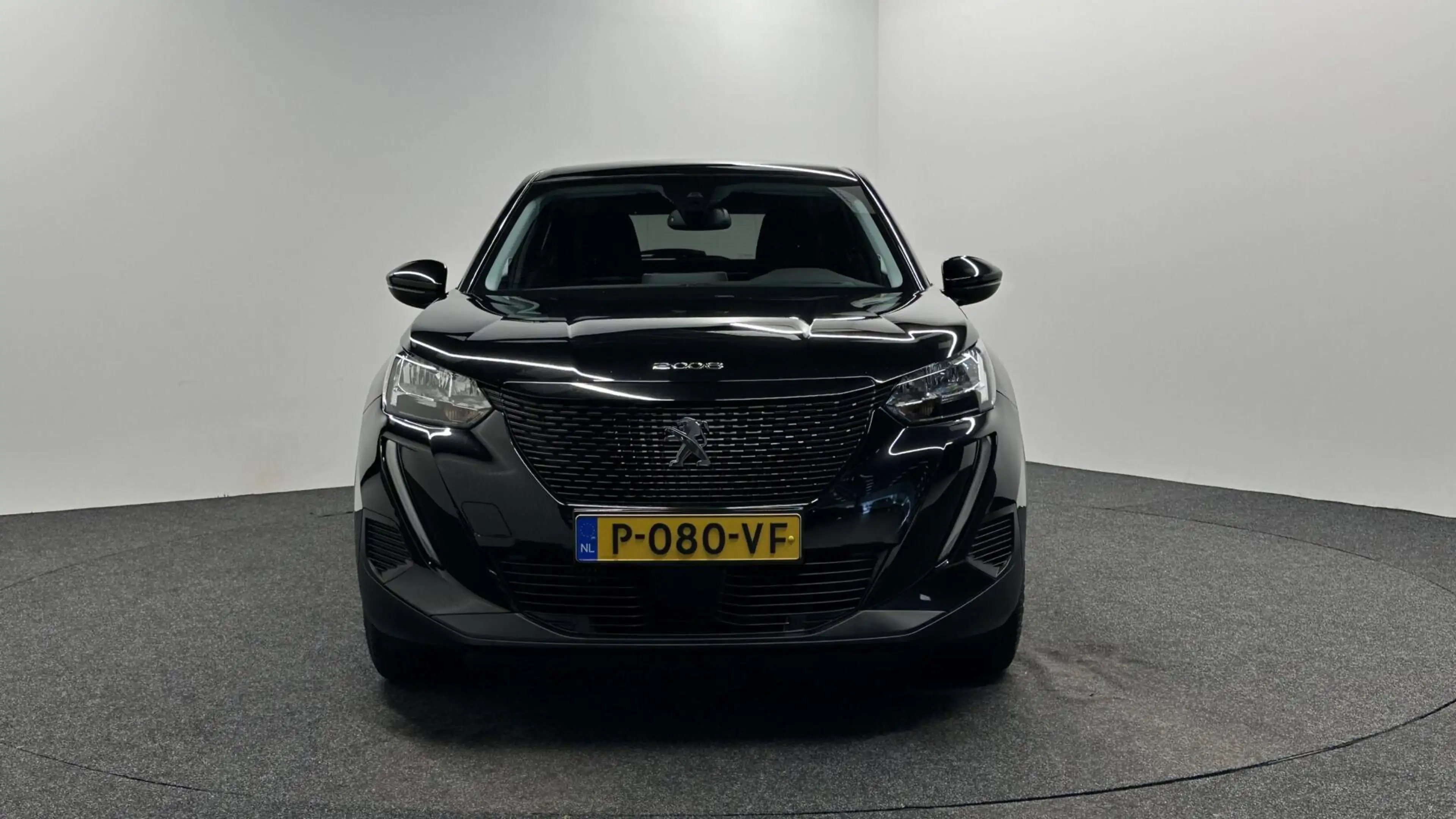 Peugeot 2008 1.2 PureTech Active Pack CAMERA CARPLAY NAVI CRUIS — photo 6