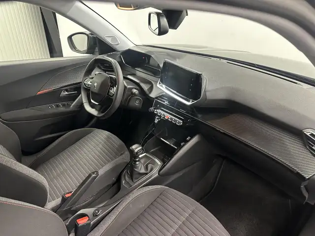 Peugeot 2008 view 12