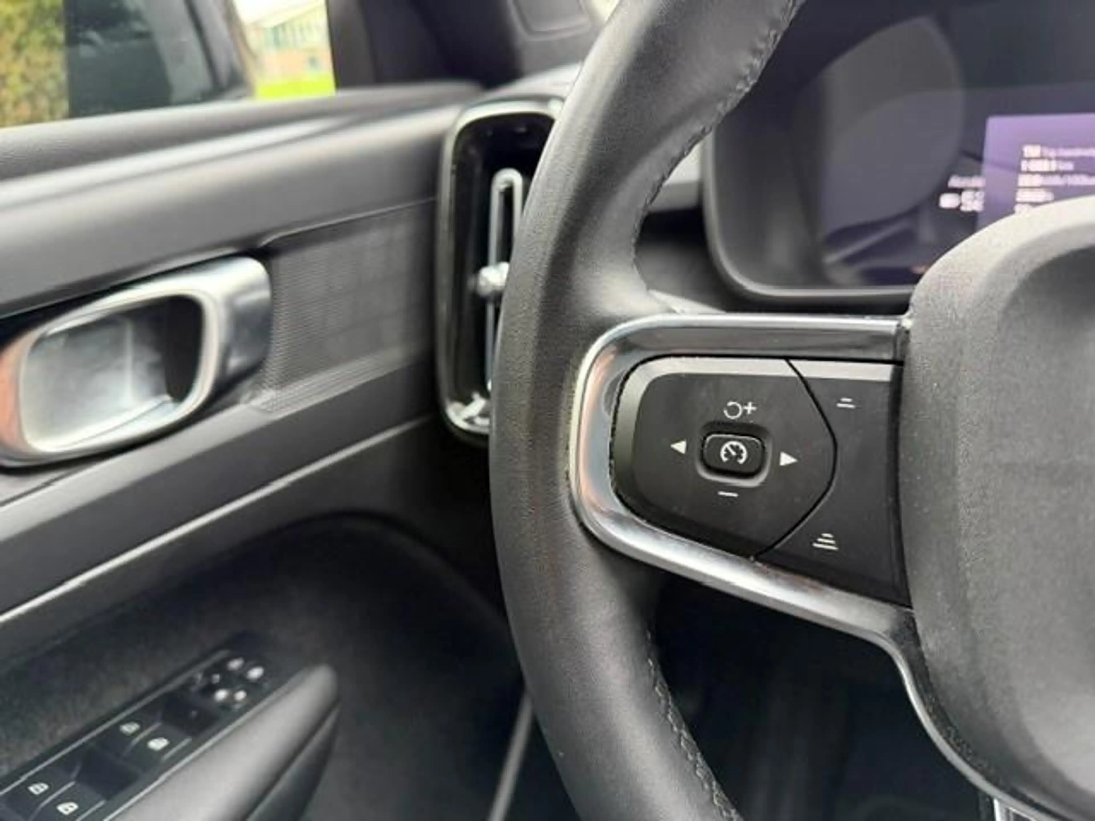 Volvo XC40 Recharge Plus 70kWh SOH 90% Wamtepomp/Acruise/Acar — photo 11