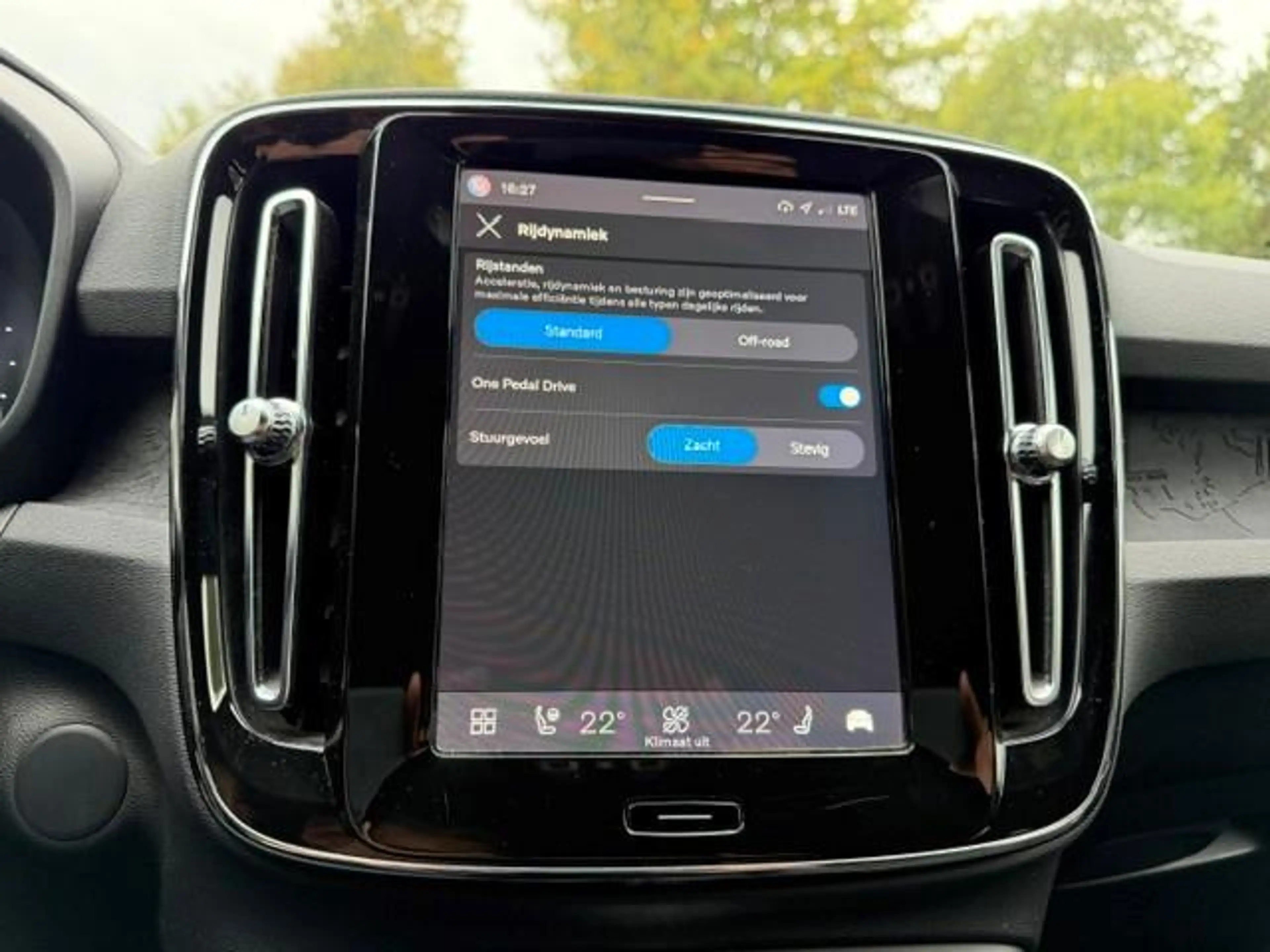 Volvo XC40 Recharge Plus 70kWh SOH 90% Wamtepomp/Acruise/Acar — photo 16