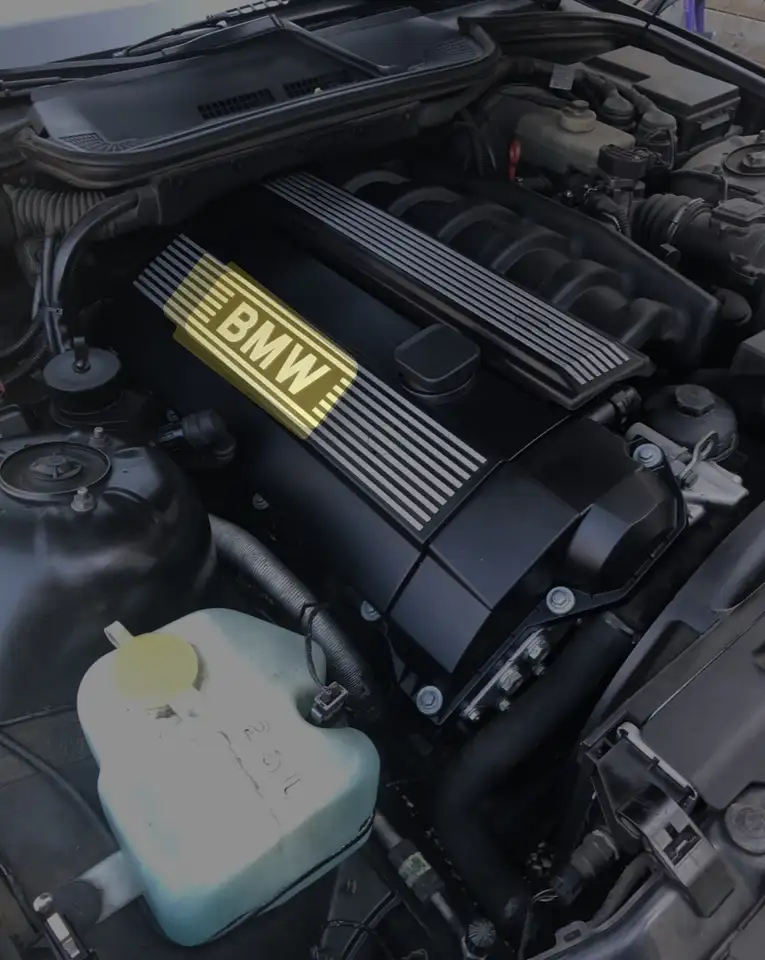 BMW 320i, foto 9
