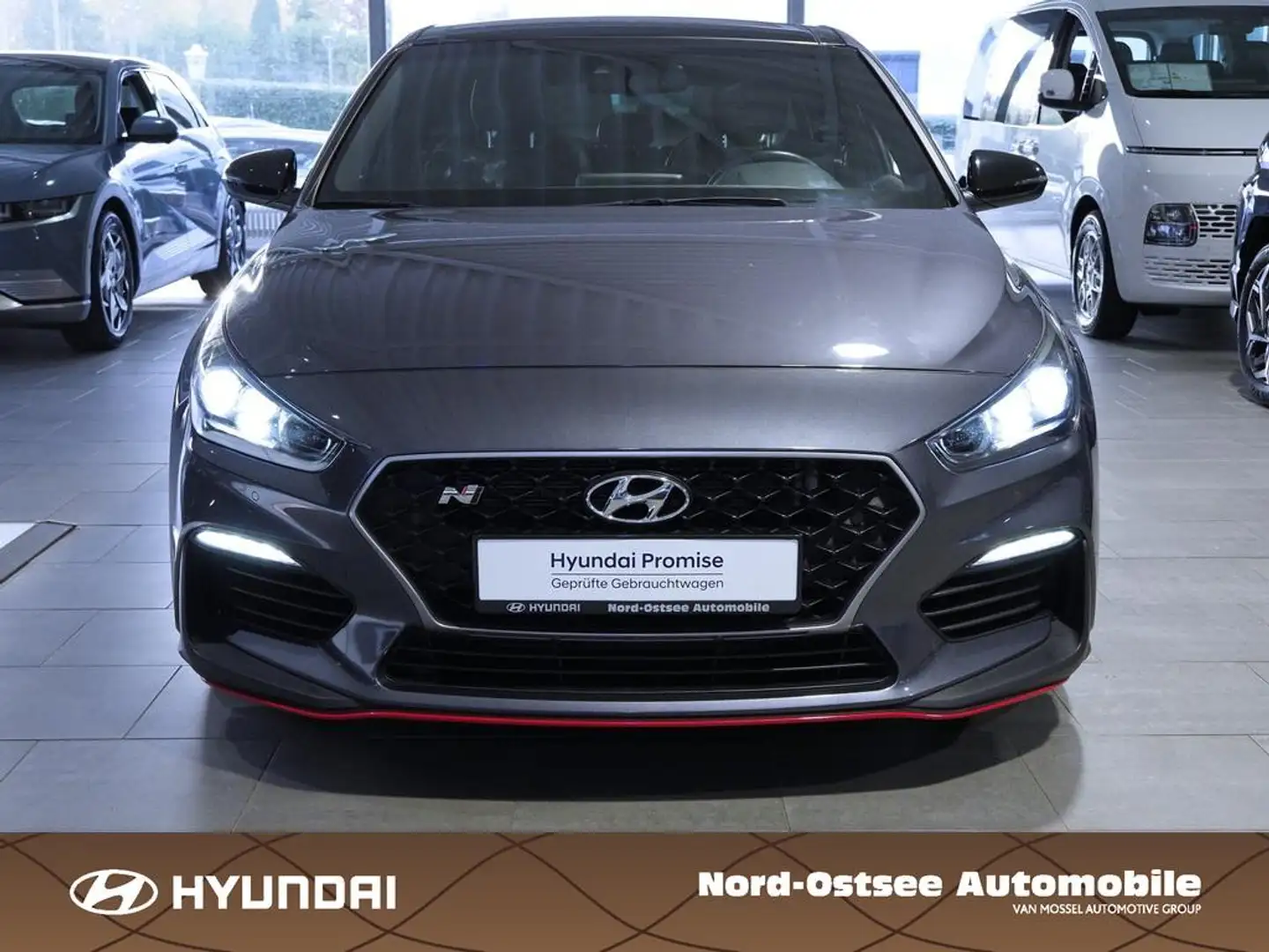 Hyundai i30 2.0 T-GDI N PERFORMANCE KAMERA PANO PDC SHZ Grau - 2