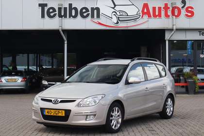 Hyundai i30 CW 1.6 CRDi Style Trekhaak, Climate control, Elekt