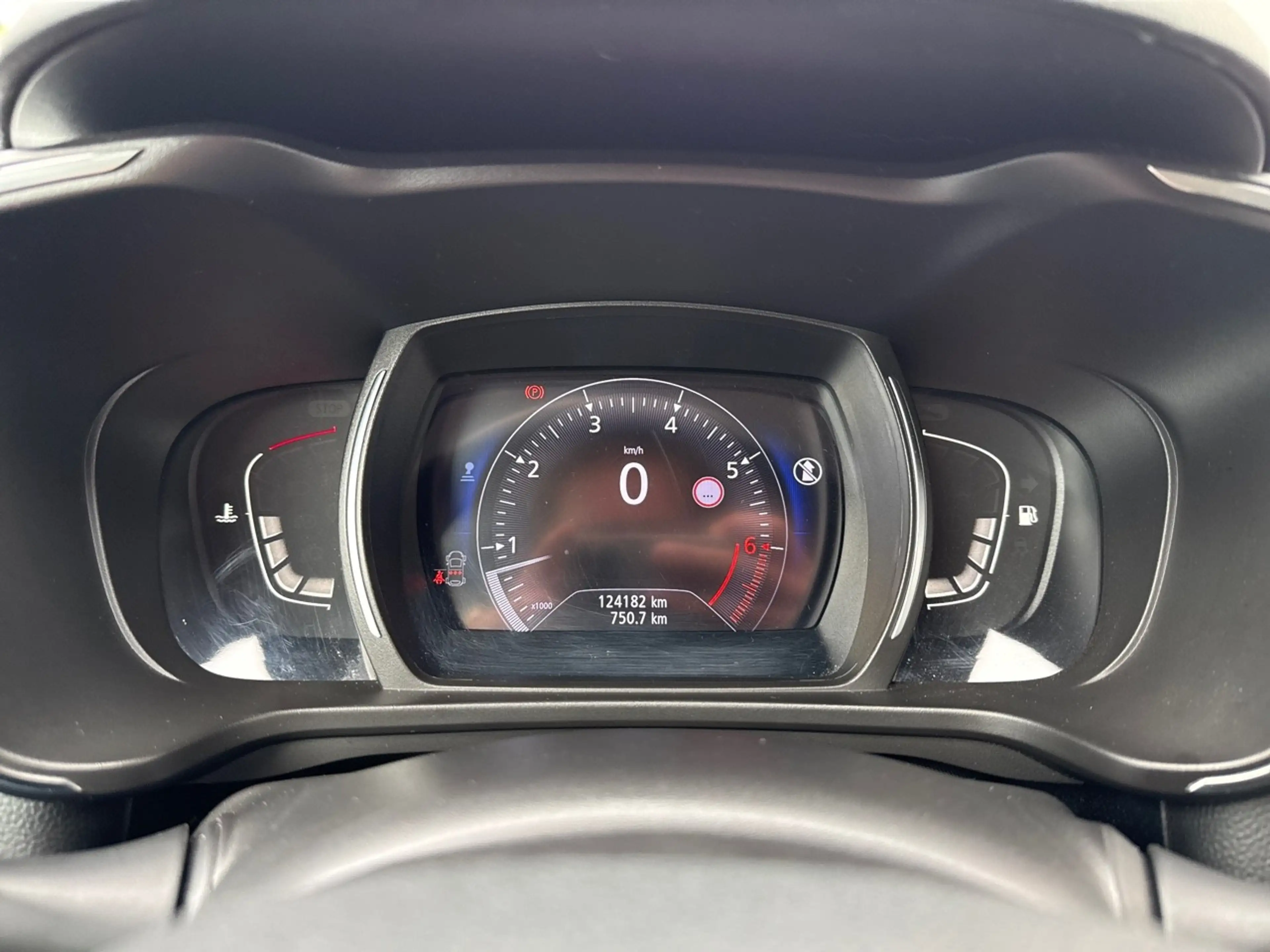 Renault Kadjar 1.2 TCe Intens CAMERA / 17 INCH / TREKHAAK — photo 12
