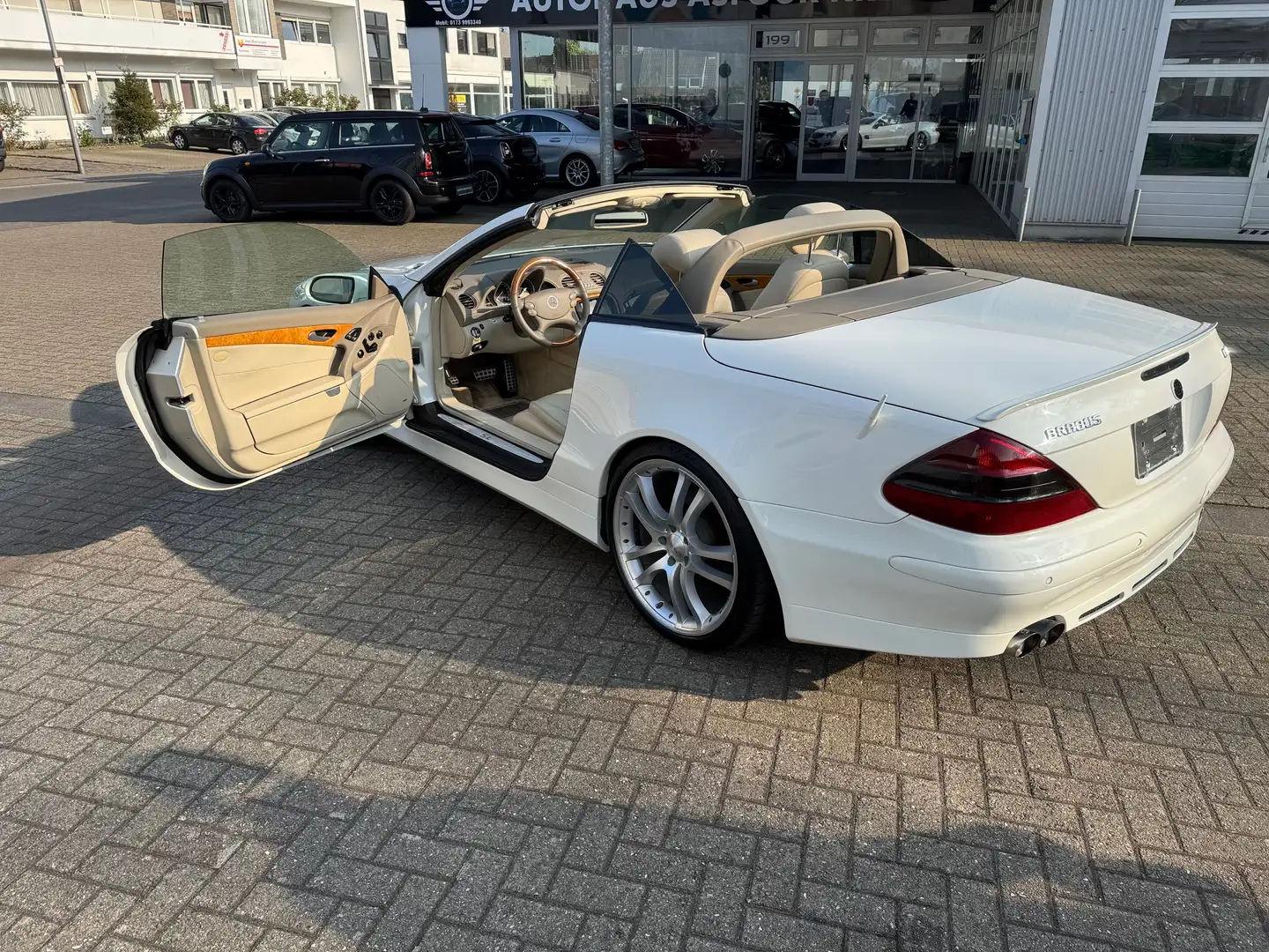 Mercedes-Benz SL 500 SL 500, Braubus ( B11 ), gepflegt Білий - 1