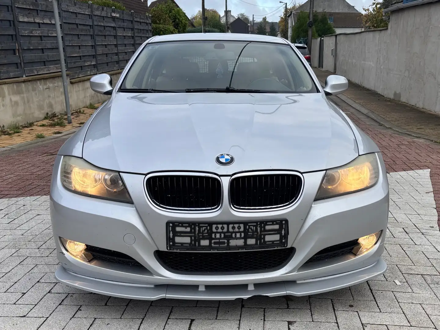 BMW 318 Touring 318 d. MOTOR NOK !!!! Export Grijs - 2
