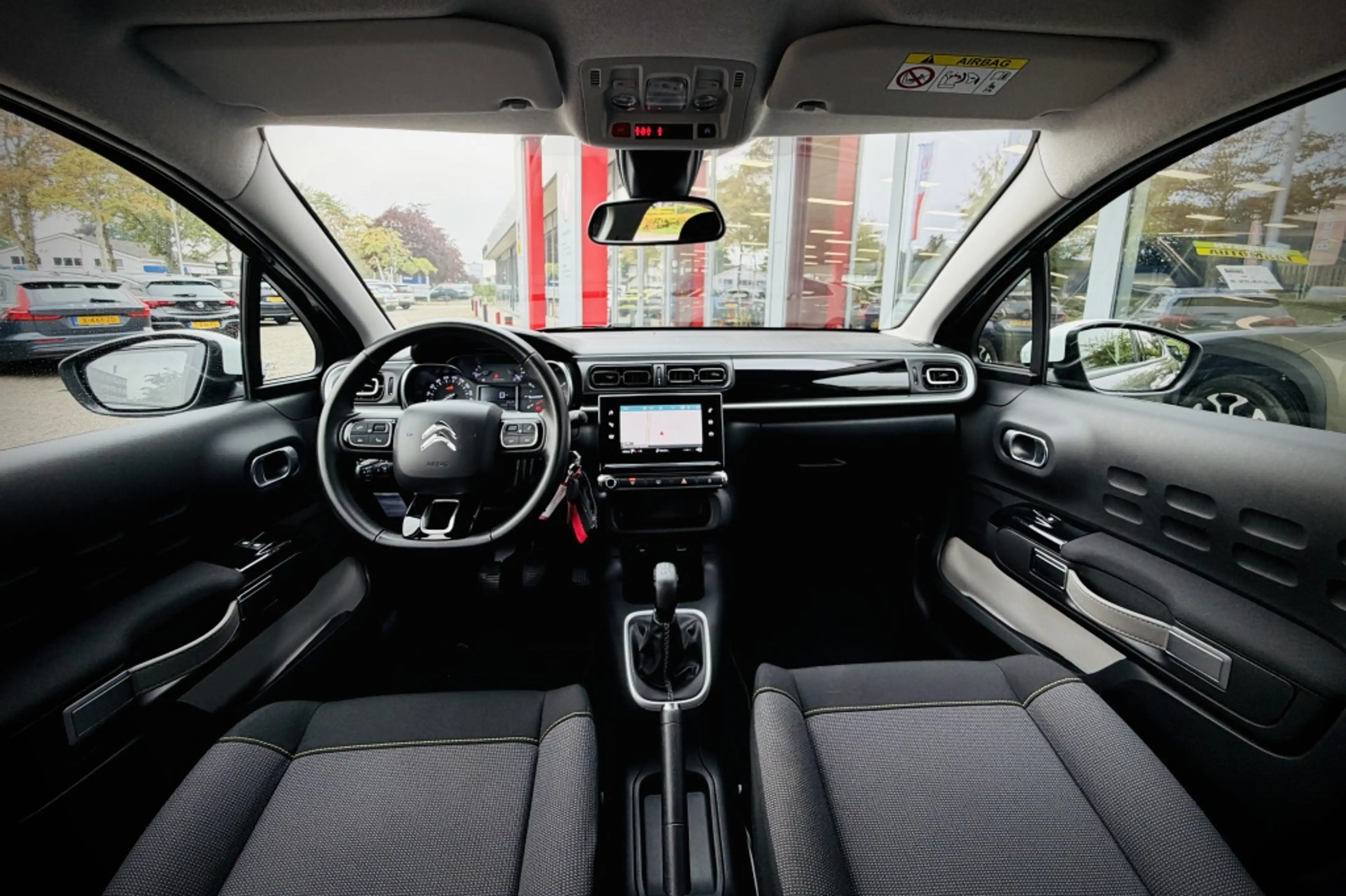 Citroen C3 1.2 Shine | CAMERA | CLIMA | CARPLAY + ANDROID — photo 17