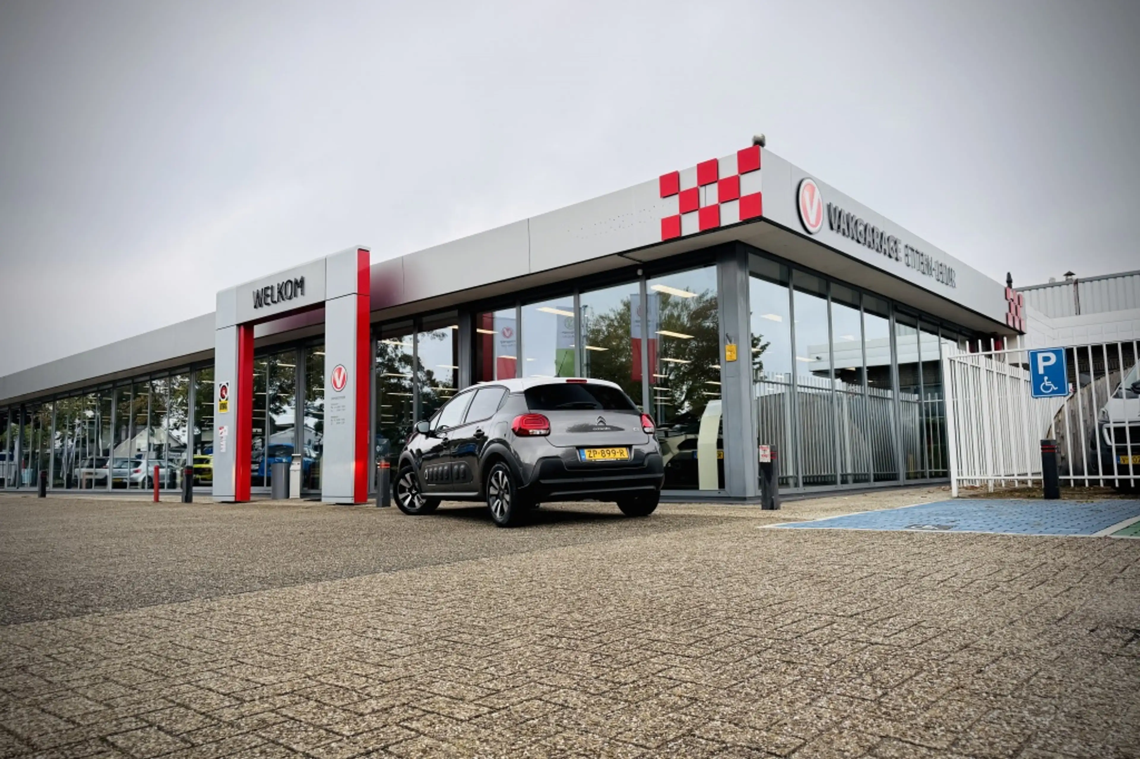 Citroen C3 1.2 Shine | CAMERA | CLIMA | CARPLAY + ANDROID — photo 8