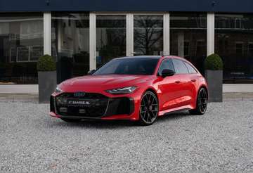 RS5 AVANT E-HYBRID