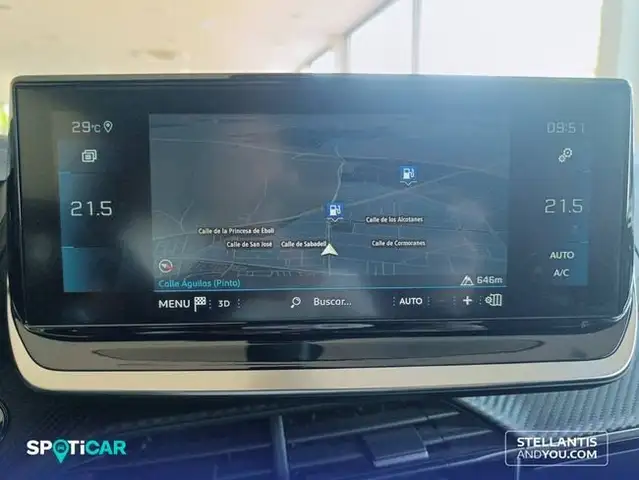 Peugeot 2008 view 17