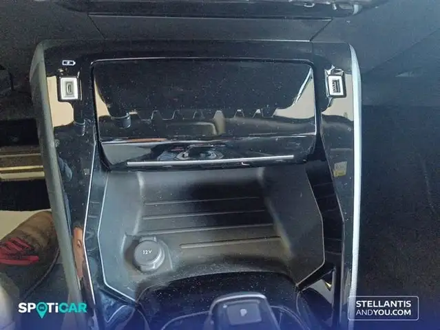 Peugeot 2008 view 21
