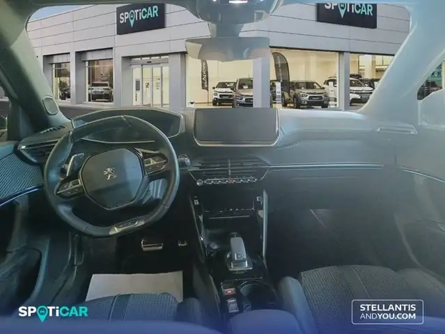 Peugeot 2008 view 8