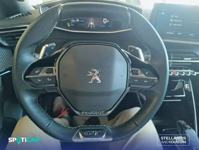 Peugeot 2008 view 14