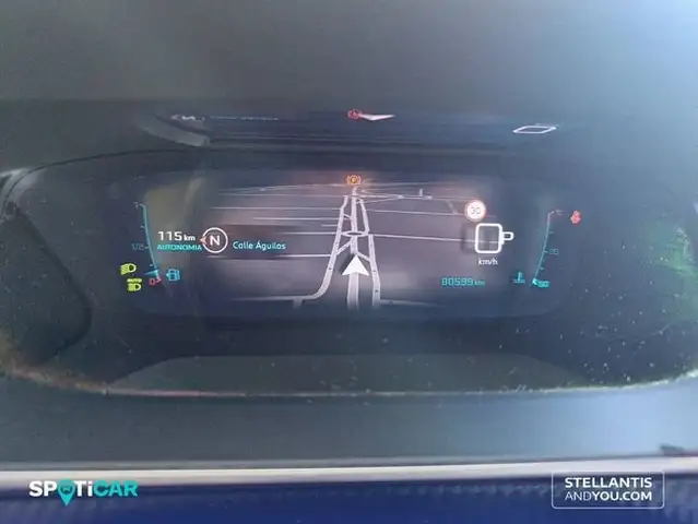 Peugeot 2008 view 13