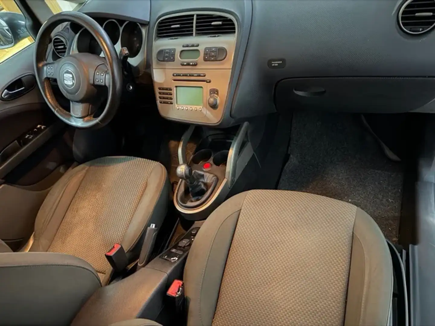 SEAT Altea 1.9TDI Reference Gris - 2