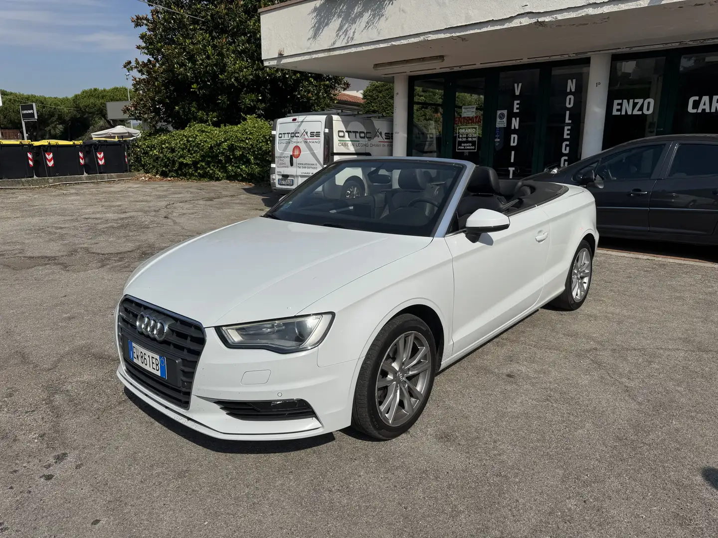 Audi A3 Cabrio 2.0 tdi Attraction quattro 150cv - 1