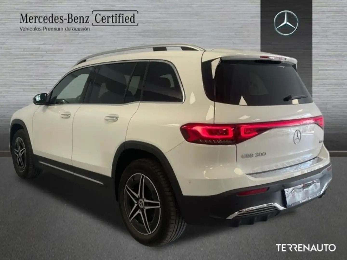 Mercedes-Benz EQB 300 4Matic - 2