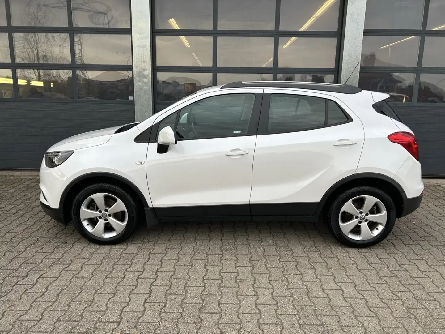 Opel Mokka X 1.4 Turbo 140pk Online Edition Wit - 2