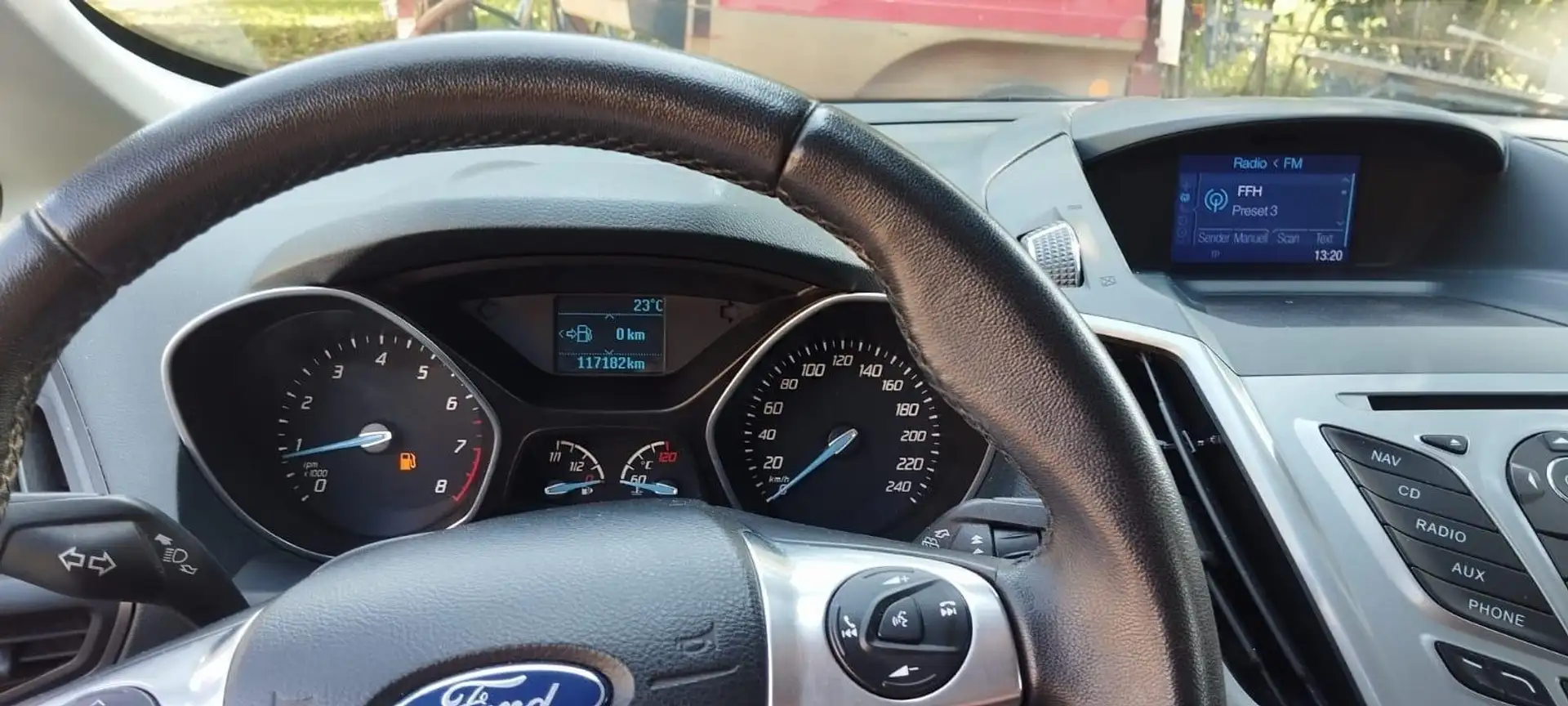 Ford C-Max Champions Edition Schwarz - 1