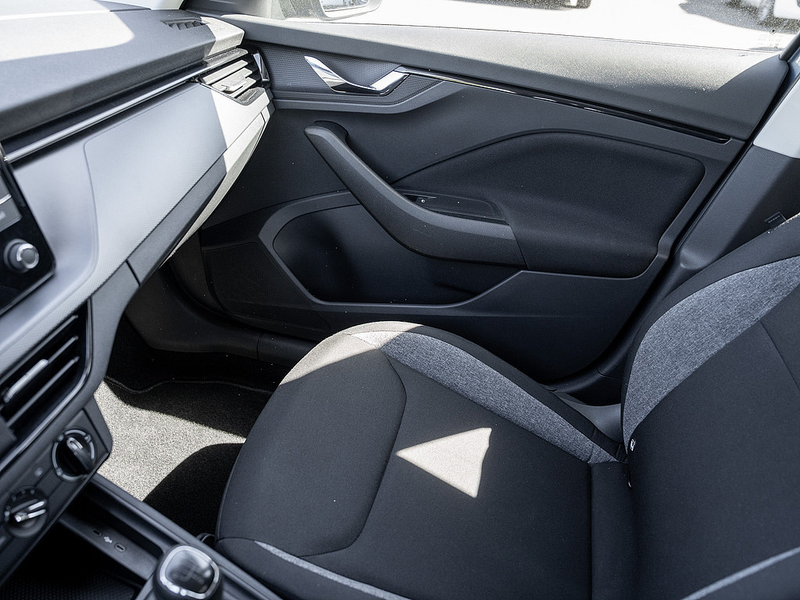 Skoda Scala 1.0 TSI Cool Plus LED KLIMA PDC — photo 10
