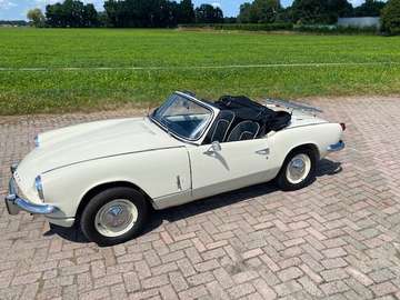 Triumph Spitfire MK III 1300 1968 Wit body off