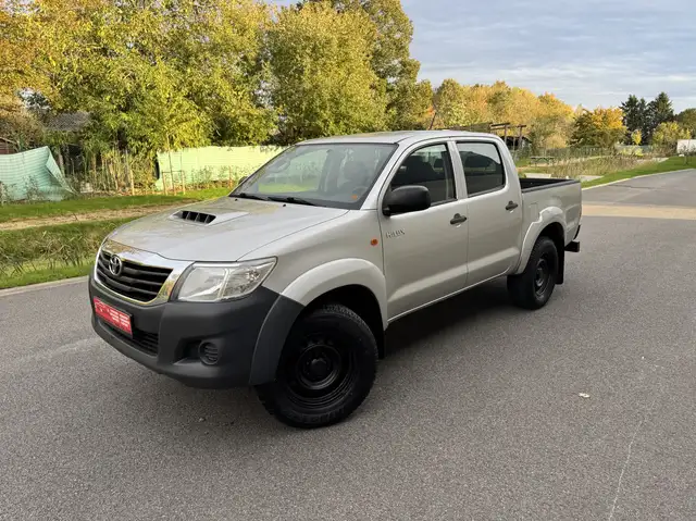 Toyota Hilux 2.5 D-4D Manual 4x4 Double Cab / Export Only Afrik