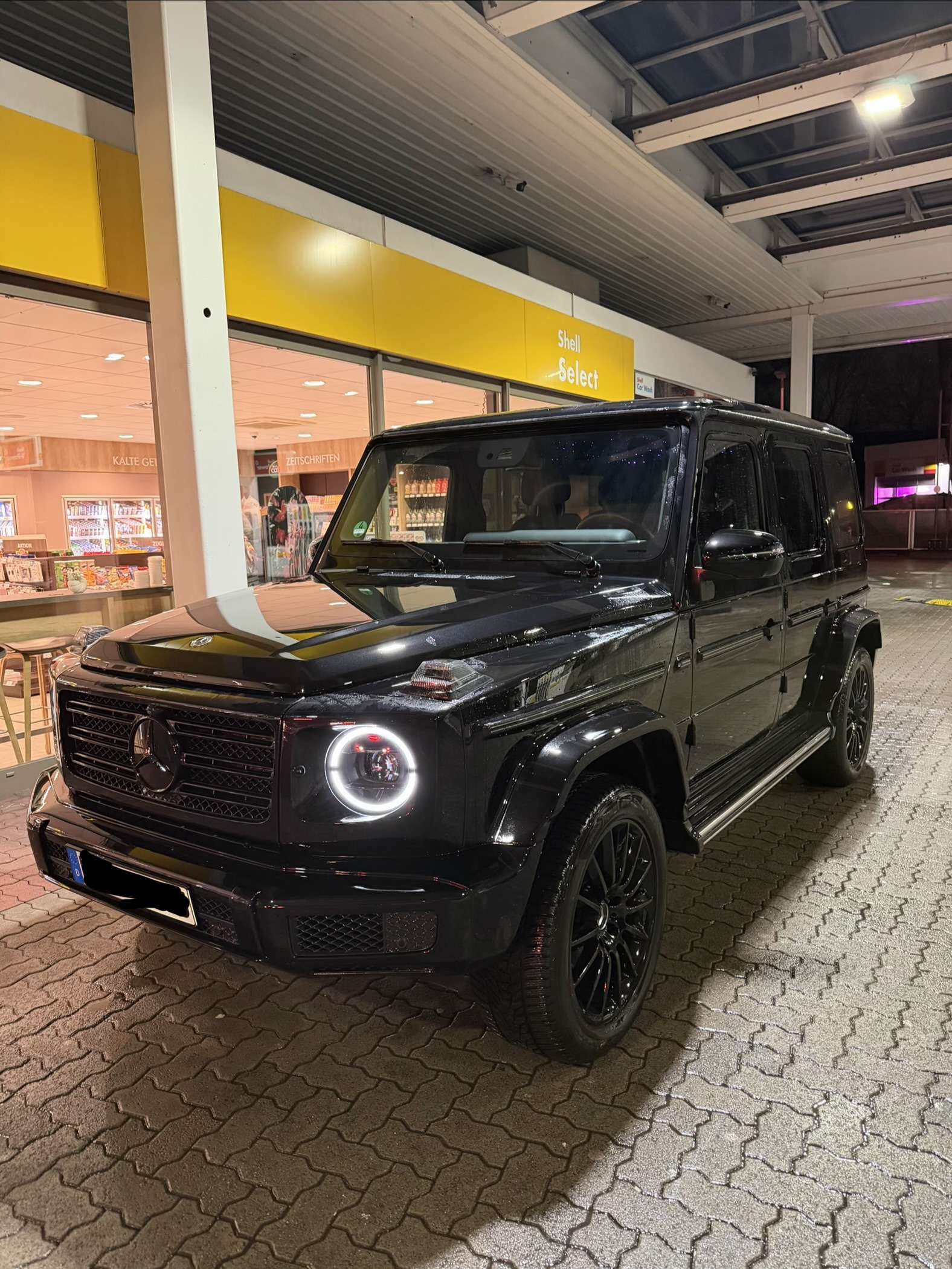 Second hand Mercedes Benz G-Class 