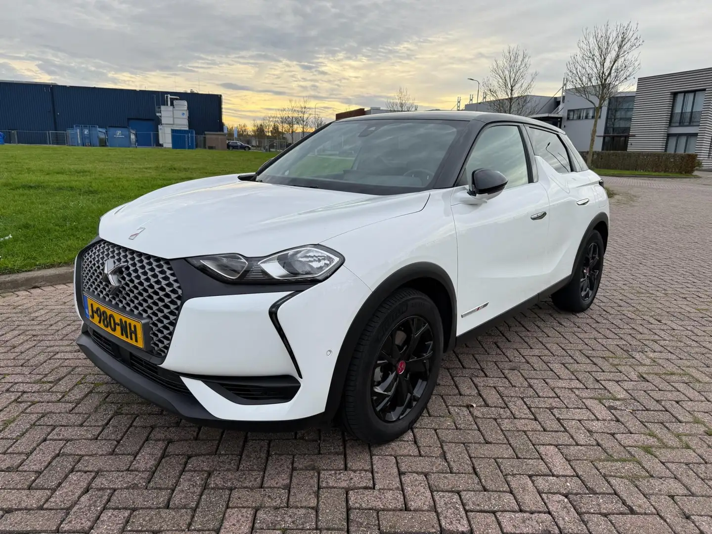 DS Automobiles DS 3 Crossback E-Tense Business 50 kWh Bianco - 2