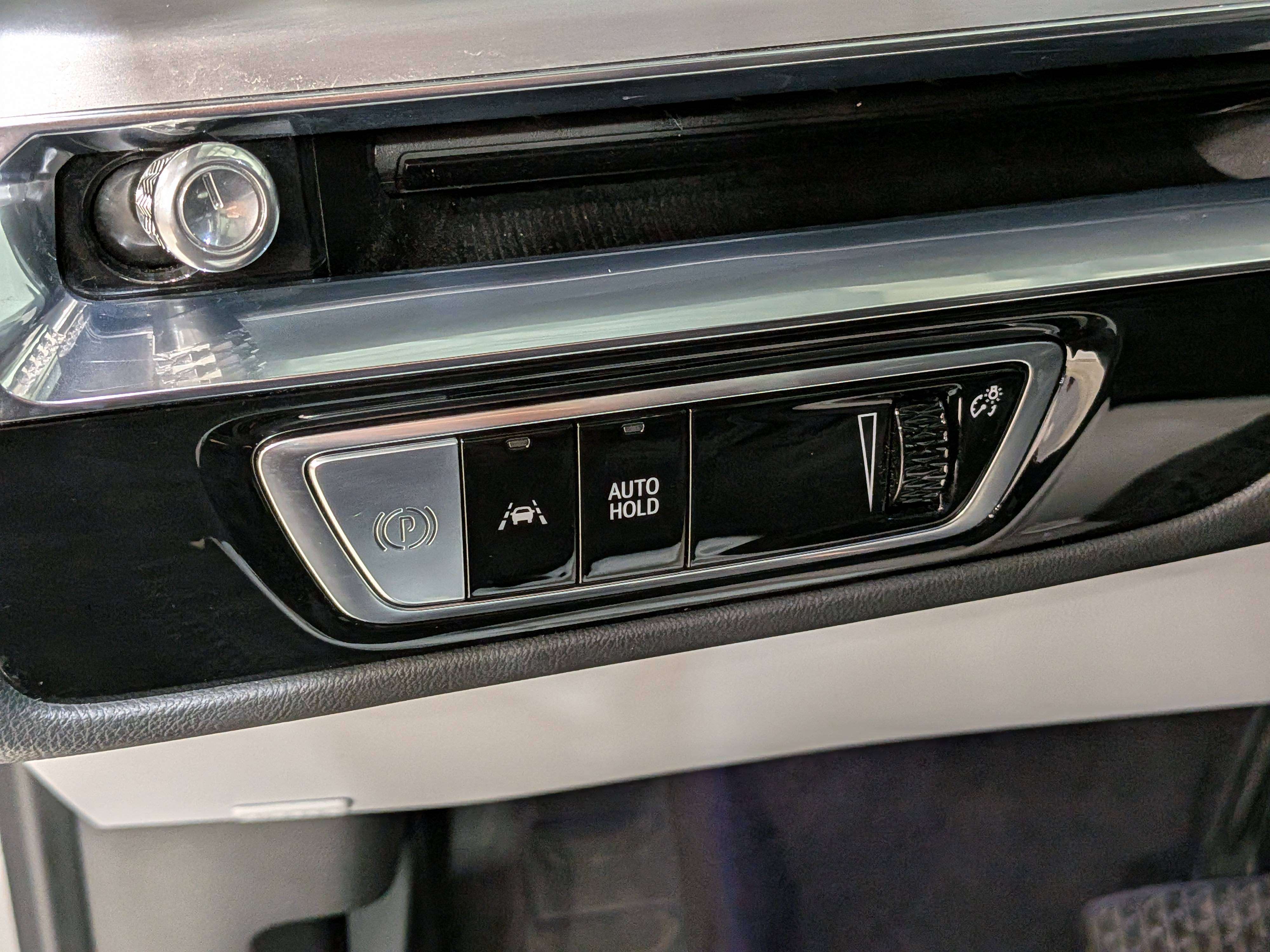 Cadillac LYRIQ 2024