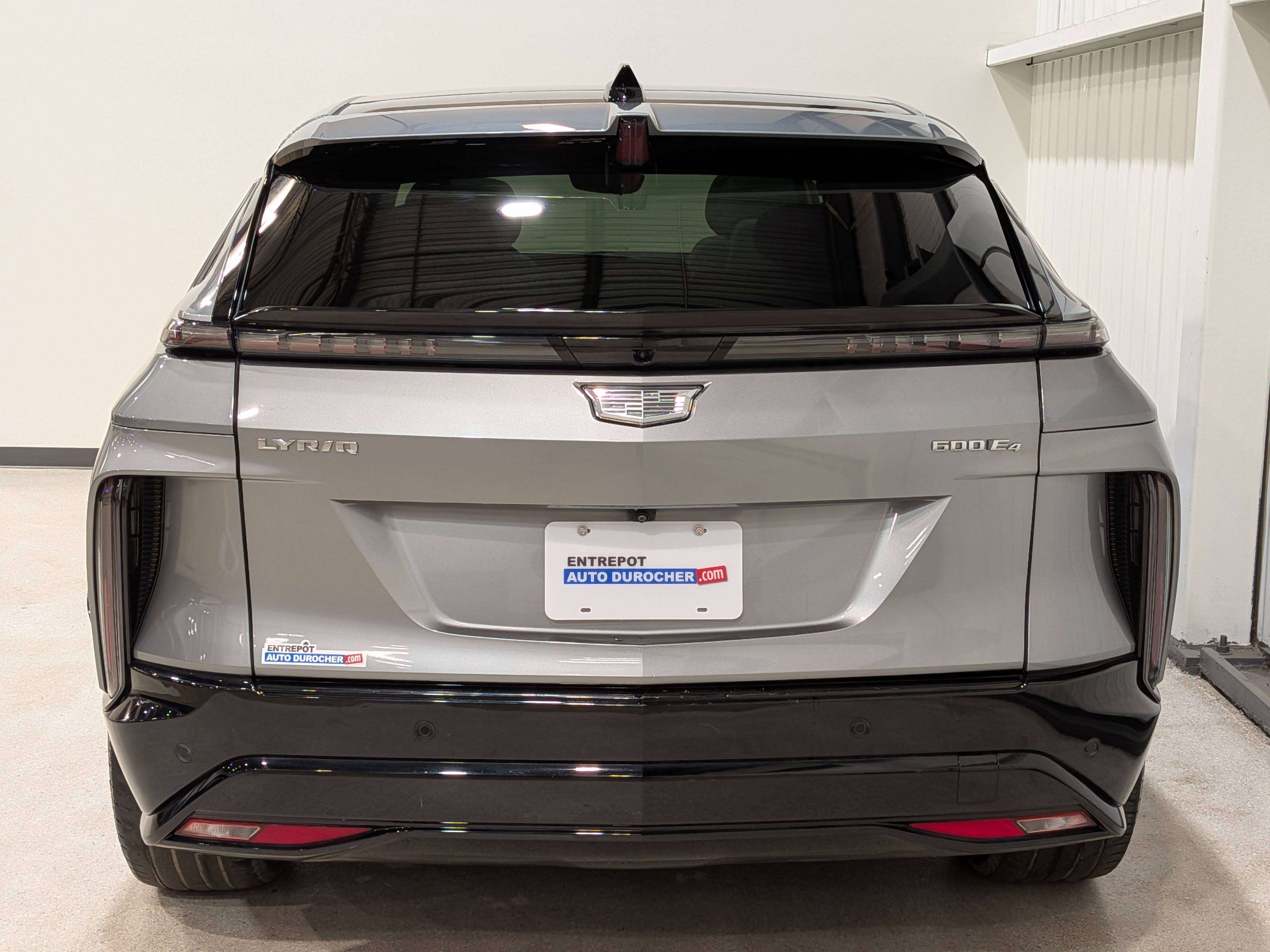 Cadillac LYRIQ 2024