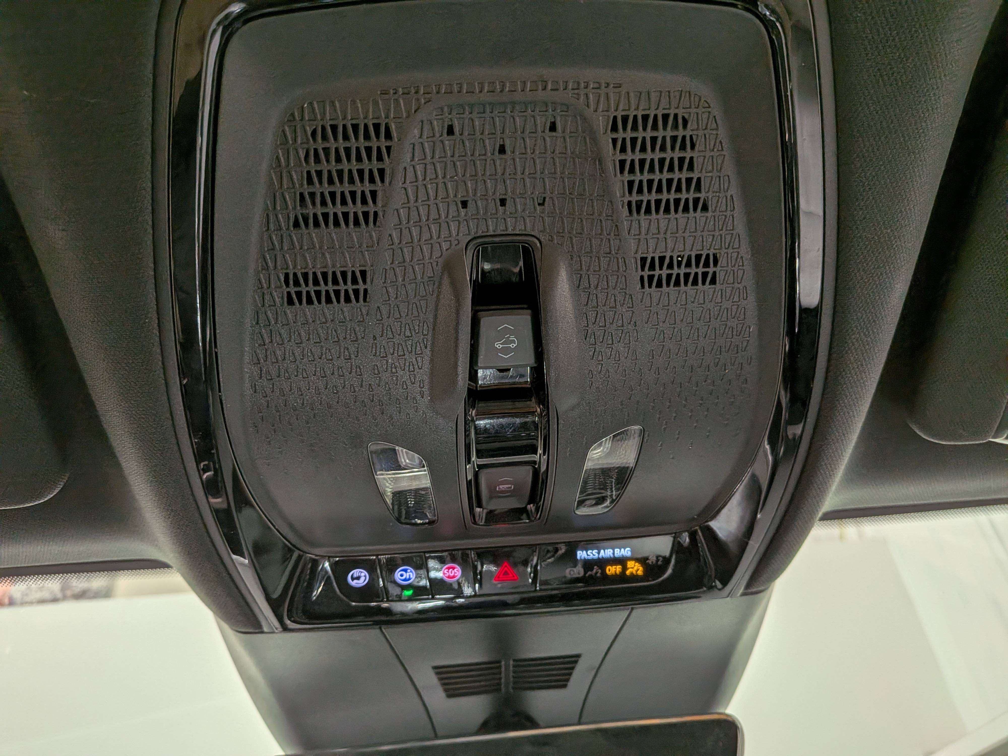 Cadillac LYRIQ 2024