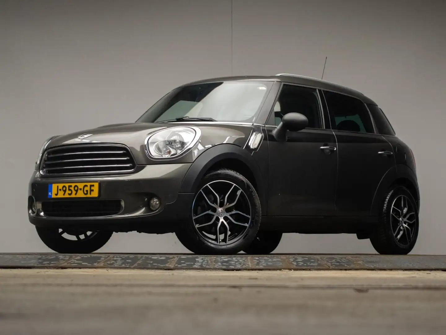MINI One Countryman Mini 1.6 Chili Sport (LED,STOELVERWARMING,SPORTSTO Grijs - 2