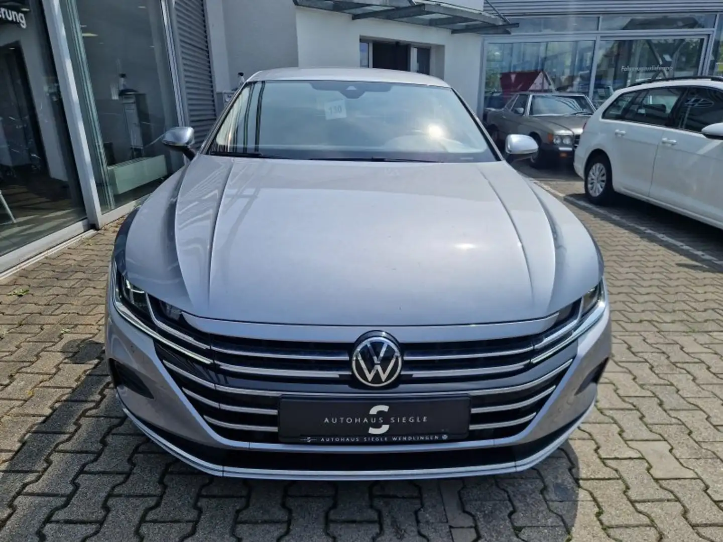 Volkswagen Arteon Shooting Brake 2.0 TDI Elegance AHK DSG Navi LED L Silber - 2