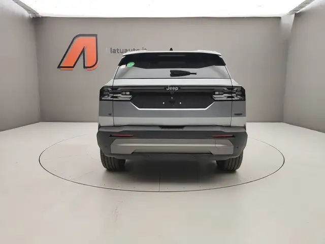 Jeep Compass view 6