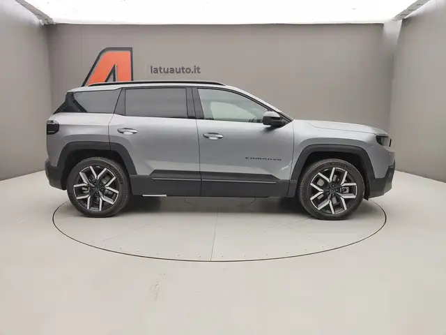 Jeep Compass view 8