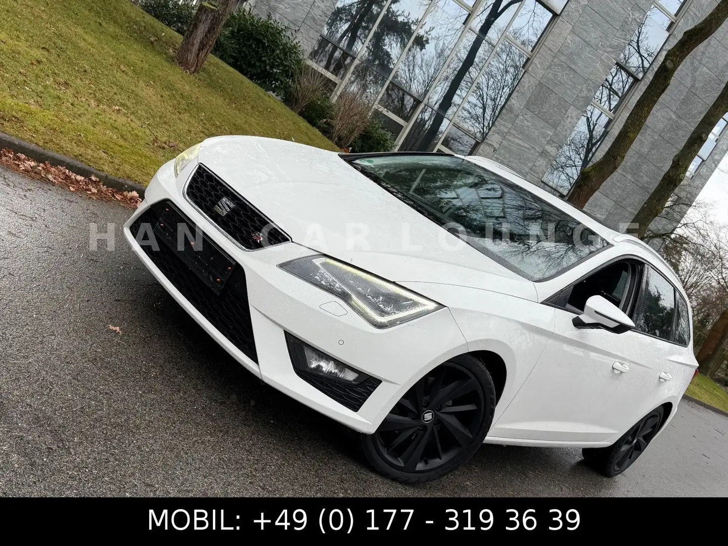 SEAT Leon ST FR 2.0 TDI*PANORAMADACH*NAVI*PDC*150 PS Weiß - 1