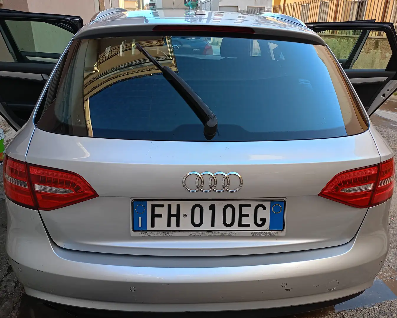 Audi A4 A4 IV 2012 Avant Avant 2.0 tdi Advanced 177cv Grigio - 1
