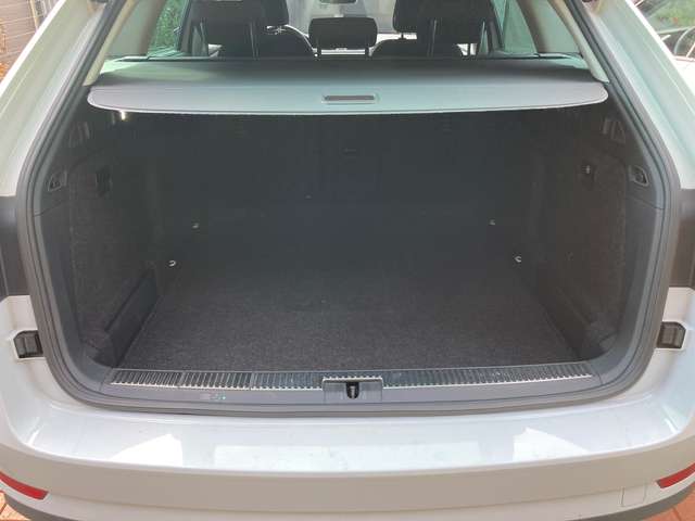 Skoda Superb Superb Combi 1.5 TSI DSG Active