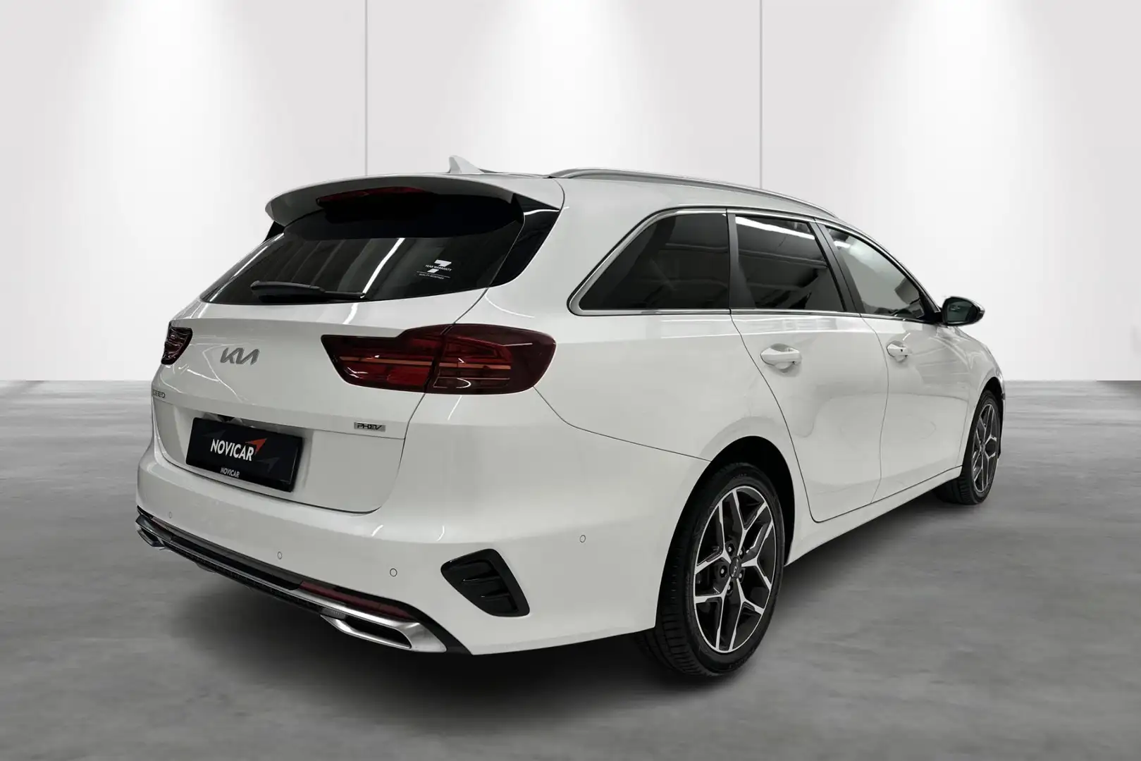 Kia Ceed SW / cee'd SW 1.6 GDi PHEV Business Line DCT + SUNROOF + 17 Inch Wit - 2