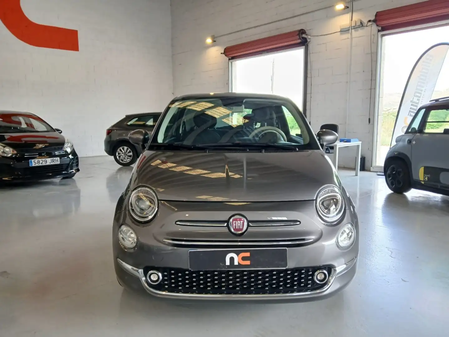 Fiat 500 1.0 Hybrid Dolcevita 52kW Grijs - 2