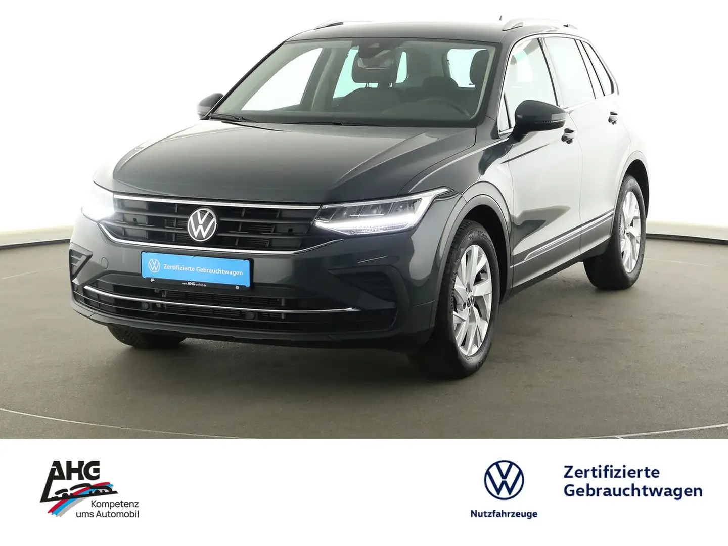 Volkswagen Tiguan 1.5 TSI Move Grijs - 1