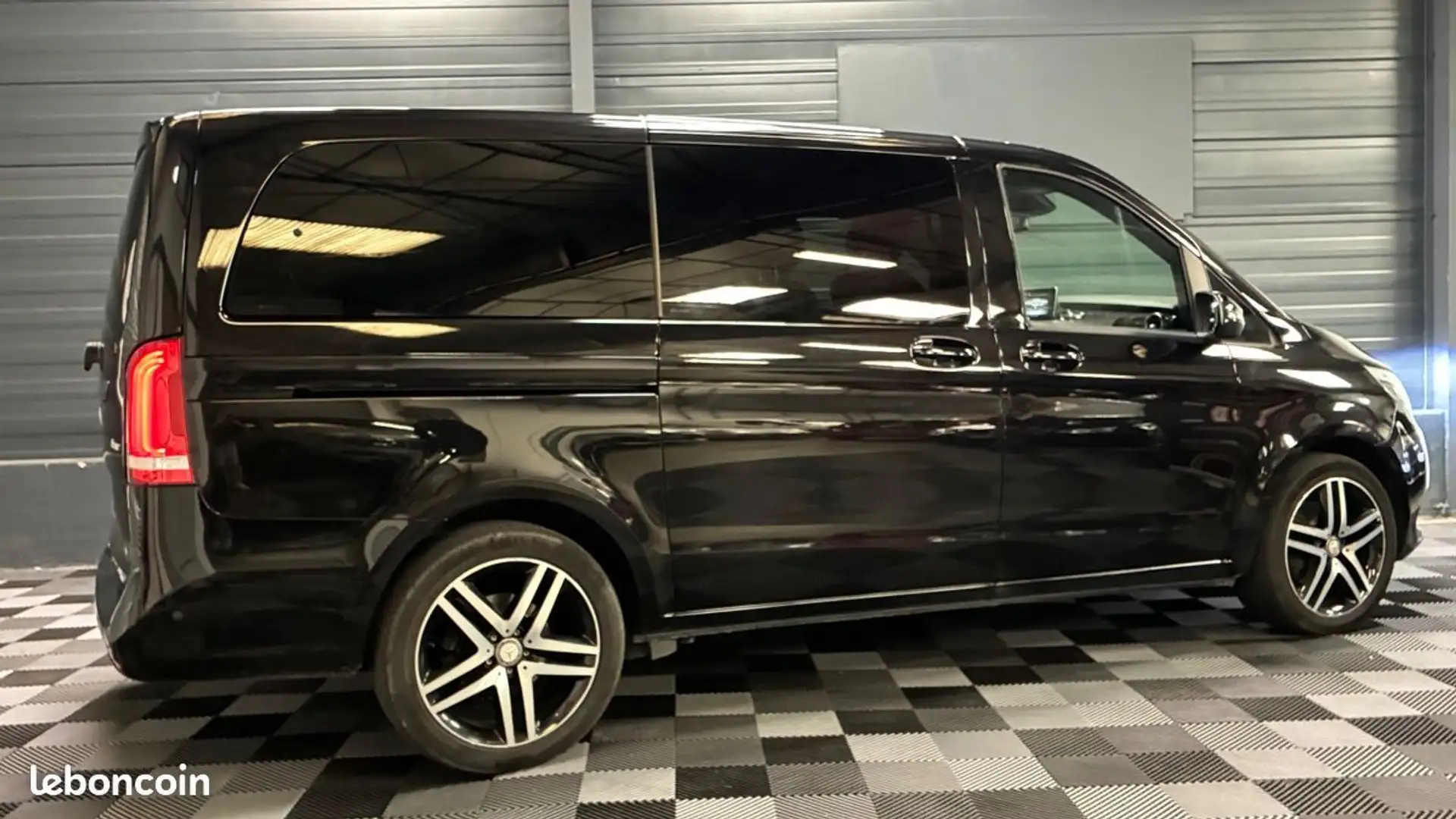 Mercedes-Benz V 2.2 250 bluetec 190 extralong 4matic 7g-tronic bva Negro - 2