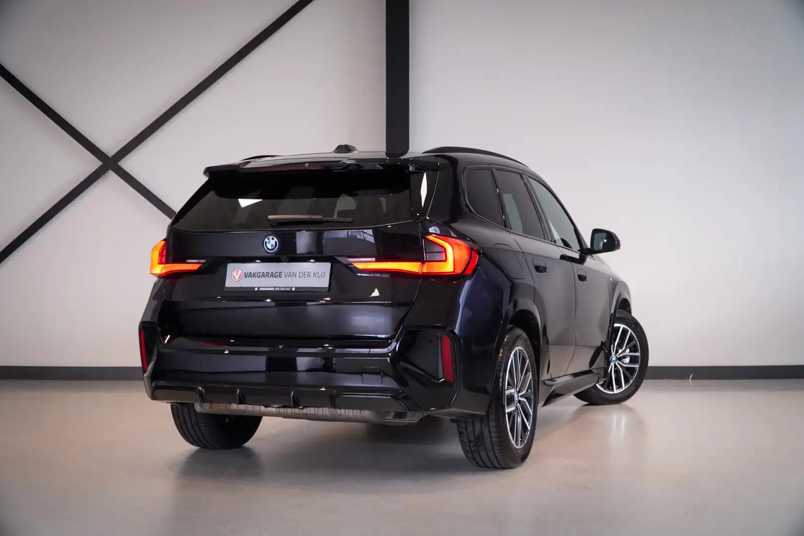 BMW X1 XDrive30e M-Sport | Panorama | Trekhaak | 360 Came Czarny - 2